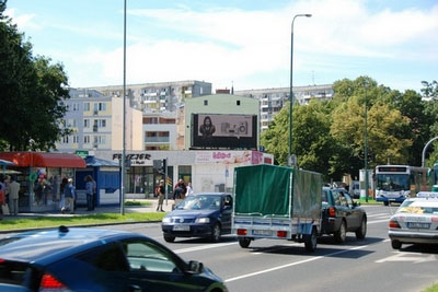 Telebim w Kołobrzegu przy ulicy Koszalińskiej.