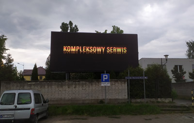 Telebim w Płocku przy ulicy Jachowicza.