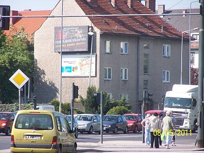 Telebim w Świdnicy przy ulicy Ofiar Oświęcimskich.
