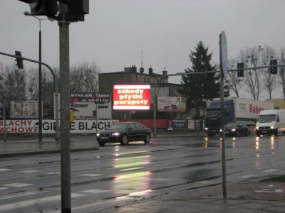 Telebim w Toruniu przy ulicy Grudziądzkiej.